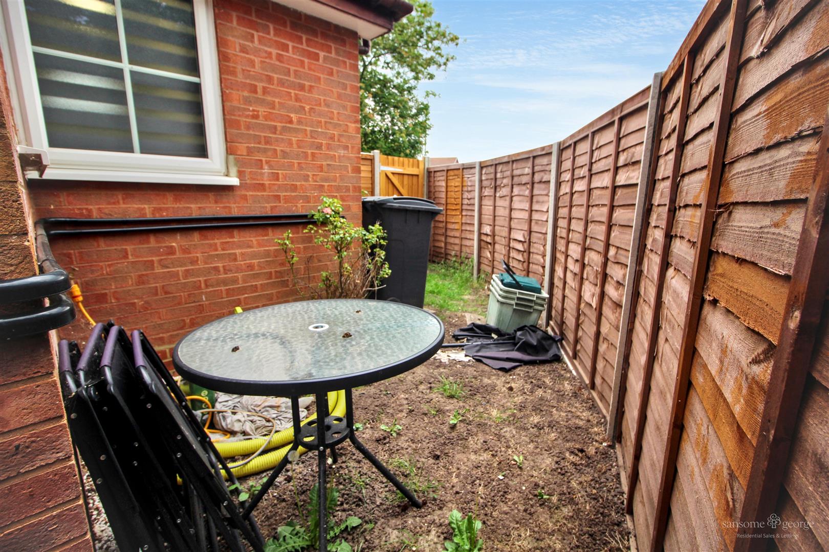 Fernhurst Road, Calcot, Reading